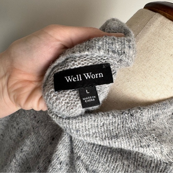 Well Worn brand Sweater - Picture 3 of 5